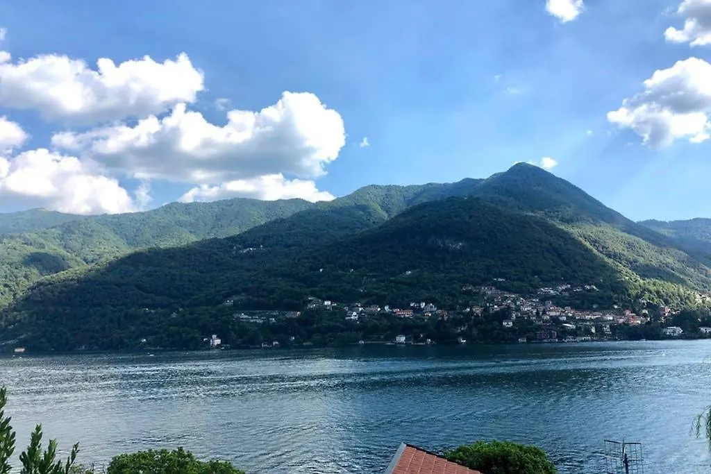 Hugau Apartment Lake Como Carate Urio